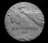 Rewers medalu_dla__Honorowego_Obywatela_Powiatu_prof._Jerzego_Buzka
